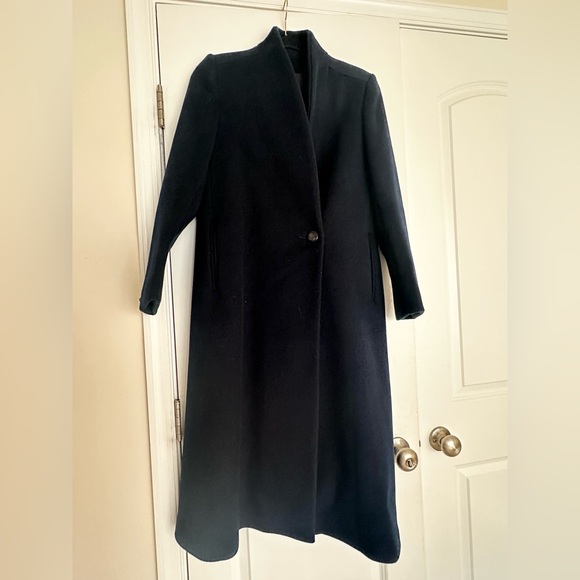Central ParkFortsmann Navy Pure Wool full length Coat. Size 6 - Picture 2 of 3